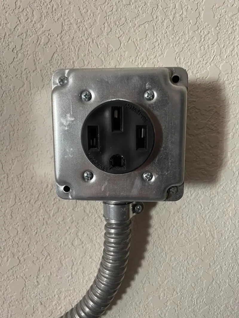 NEMA 14-50 outlet installed for Smart Home Electrical in Silver Lake